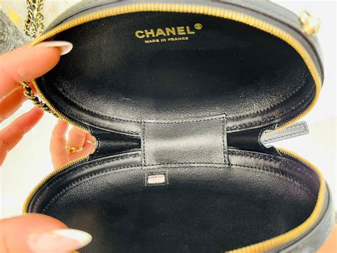 la pausa chanel pouch|La Pausa Bag .